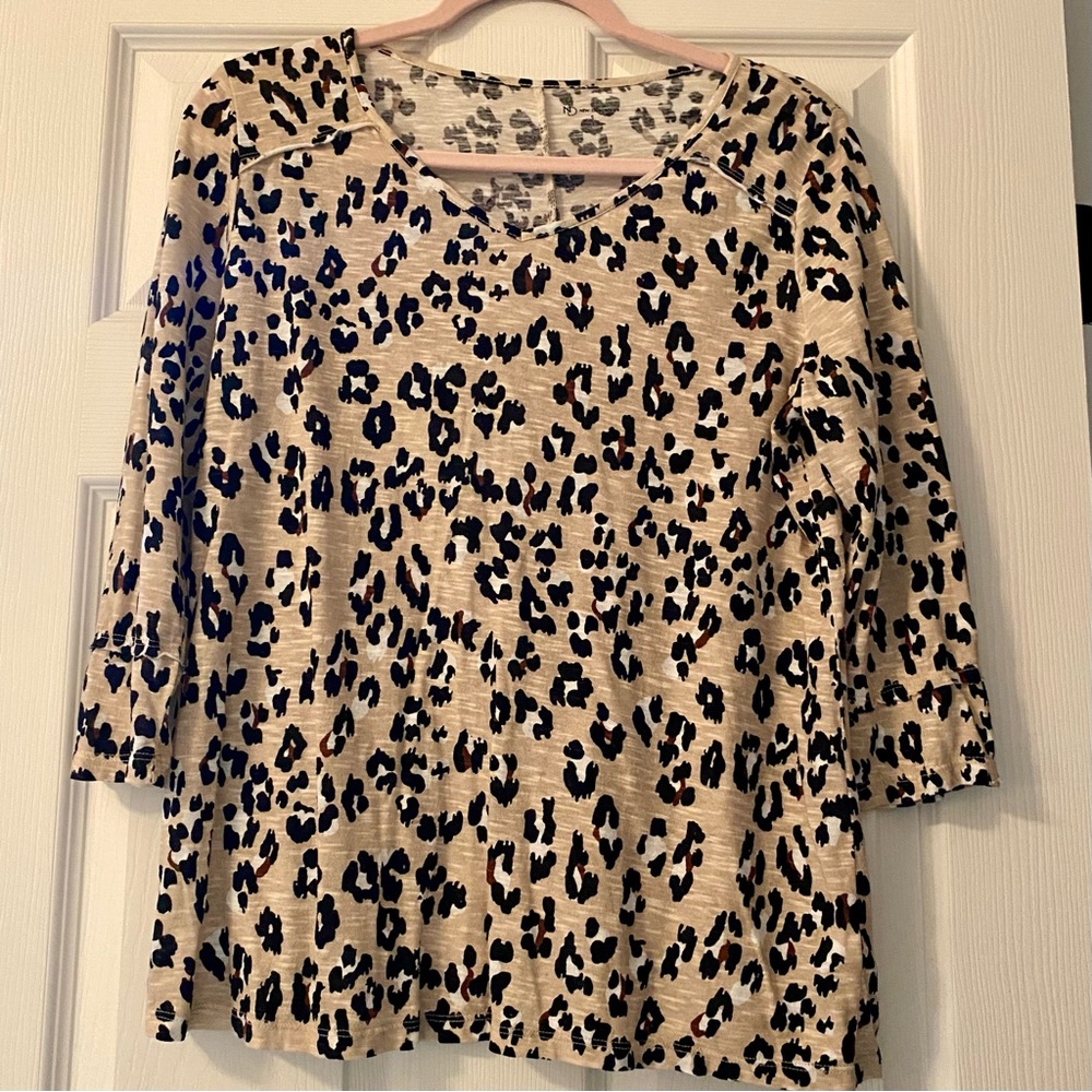 New Directions 3/4 Sleeve Leopard Tunic Top Size Small